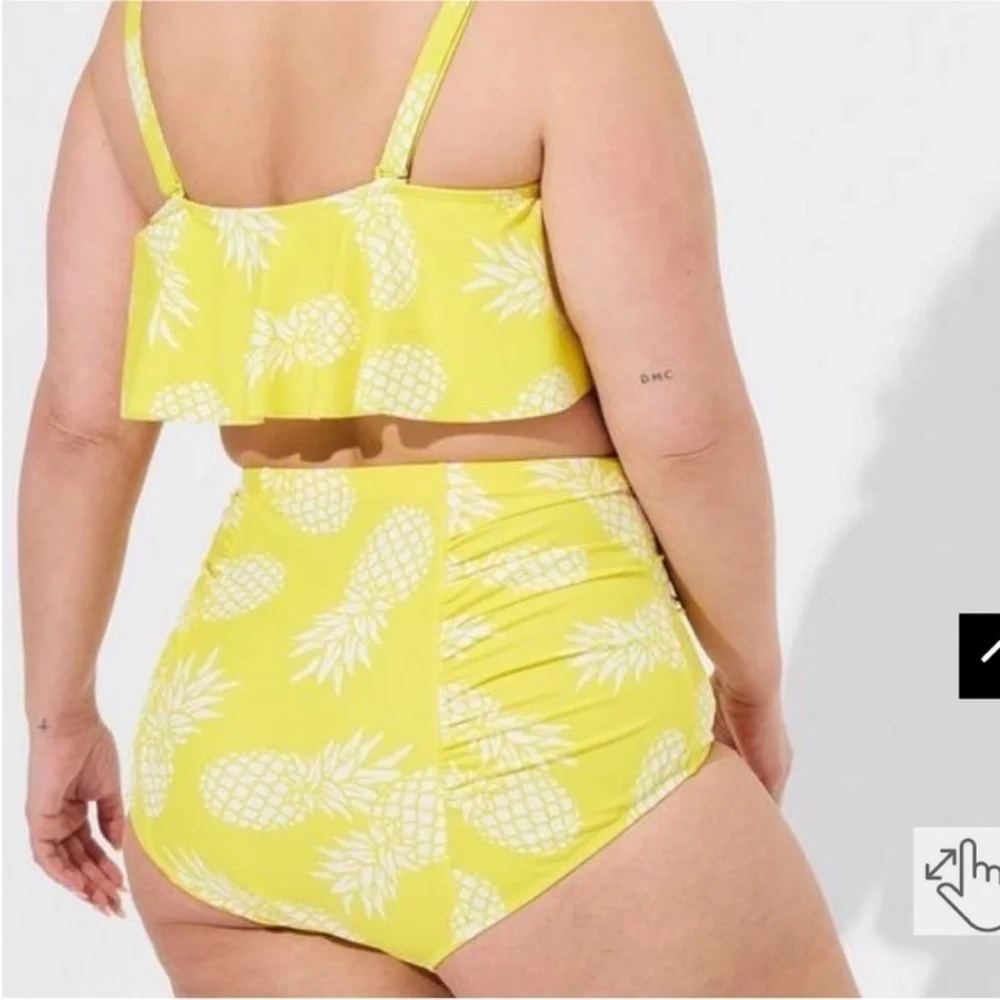 NWT Torrid High Rise Ruched Swim Bottom Graphic Pineapple Yellow